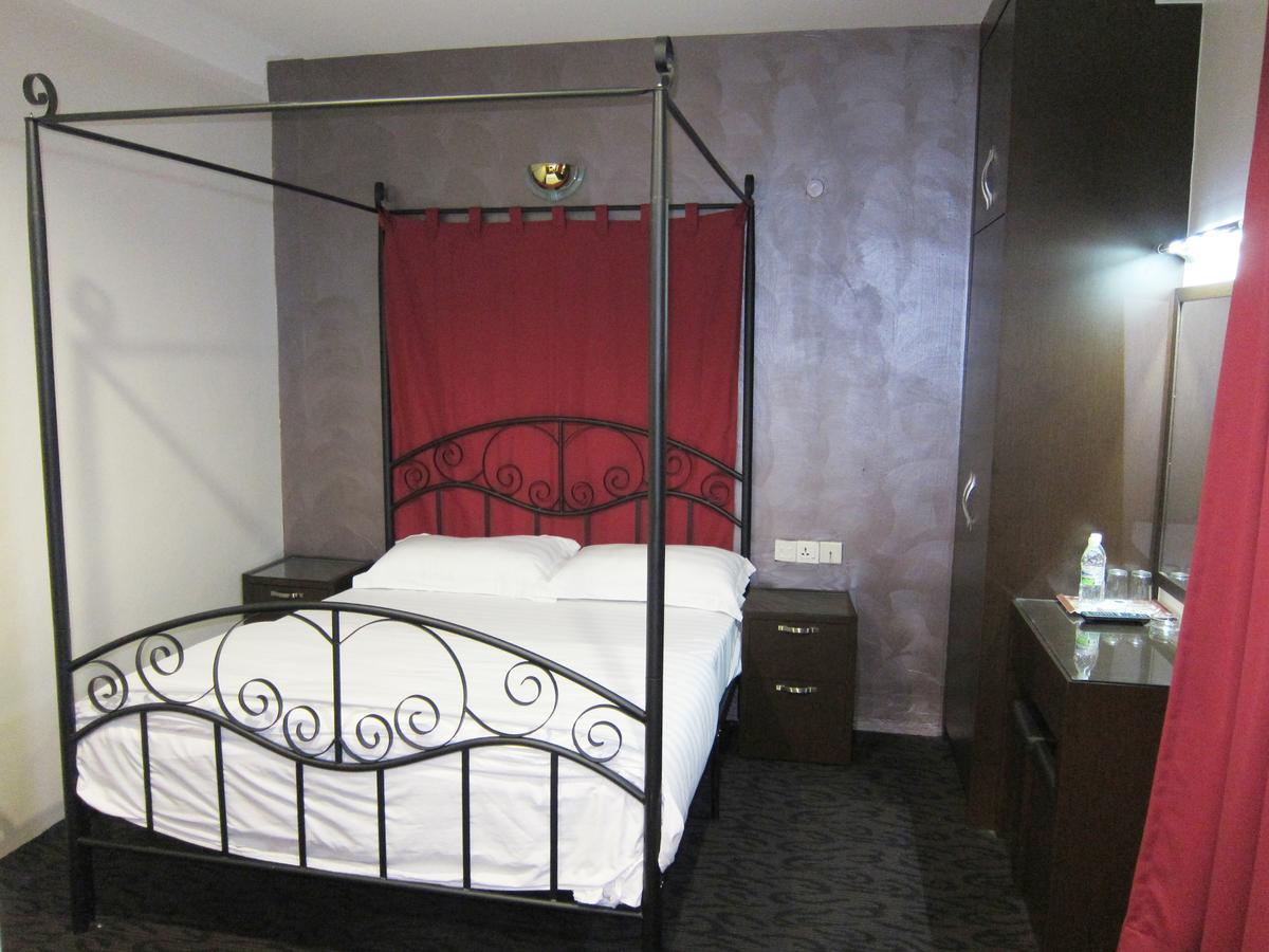 Oriental Inn Kuching Eksteriør bilde