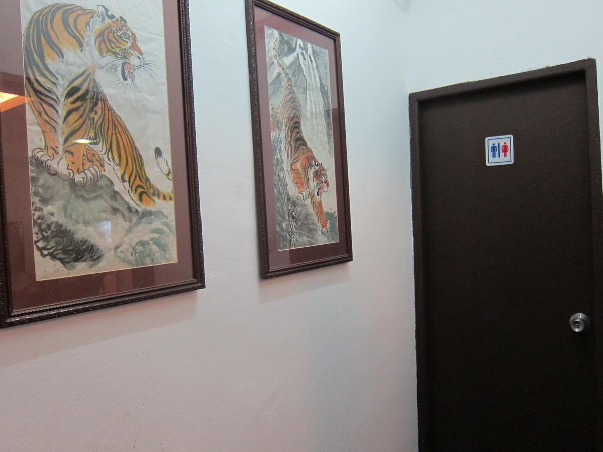 Oriental Inn Kuching Eksteriør bilde