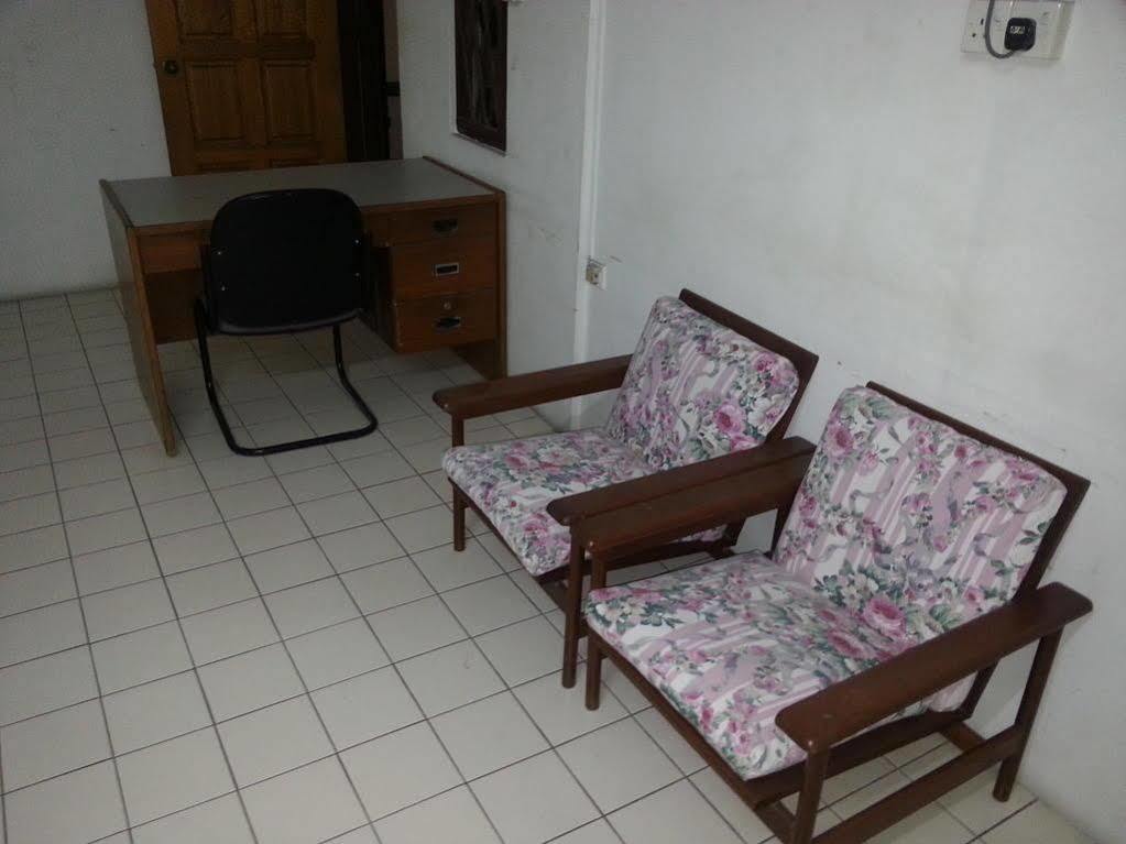 Oriental Inn Kuching Eksteriør bilde